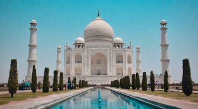 Hotels in Agra